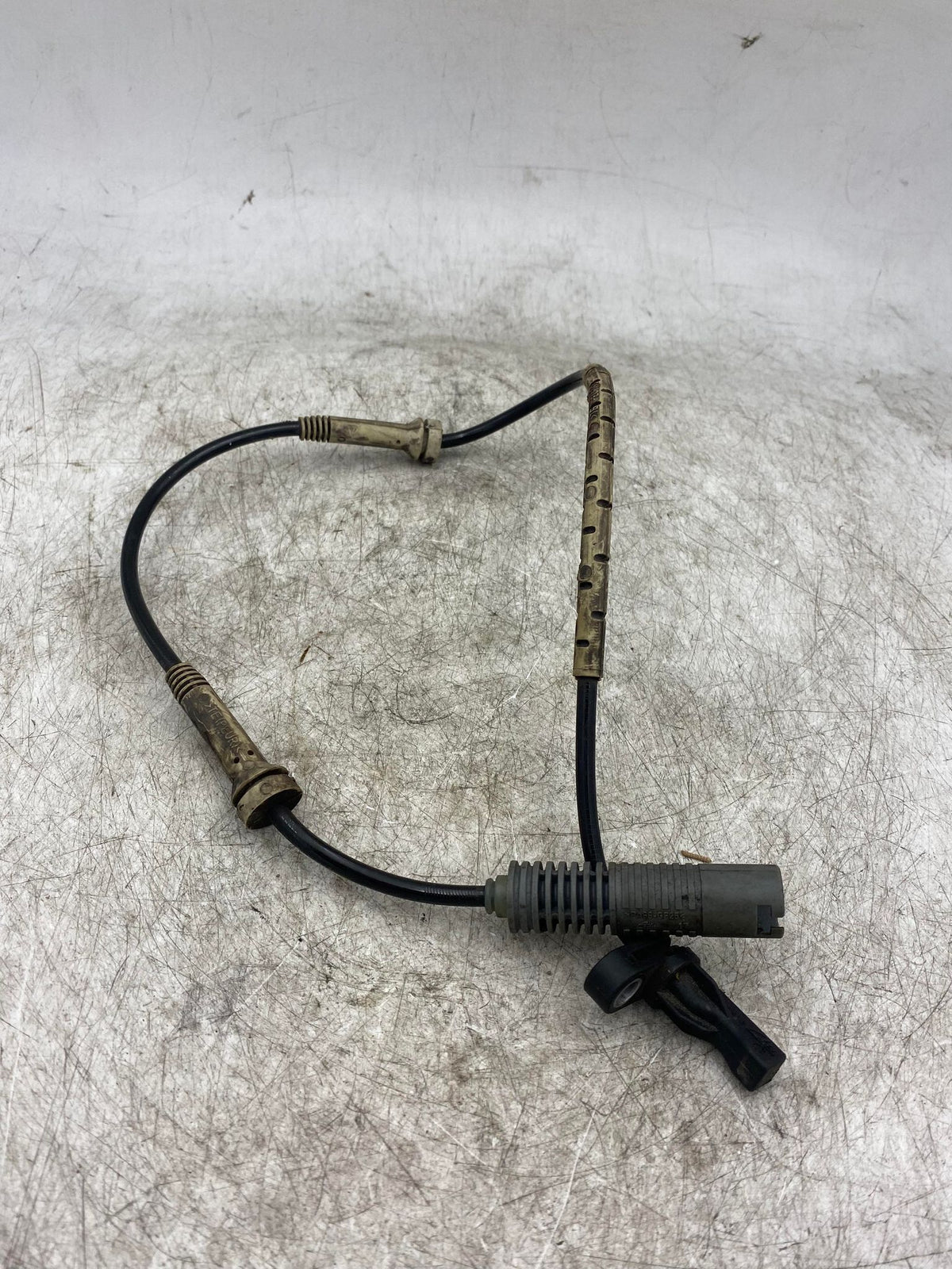 BMW 1 3 SERIES FRONT ABS SPEED SENSOR 6760424 - LRI Autoparts