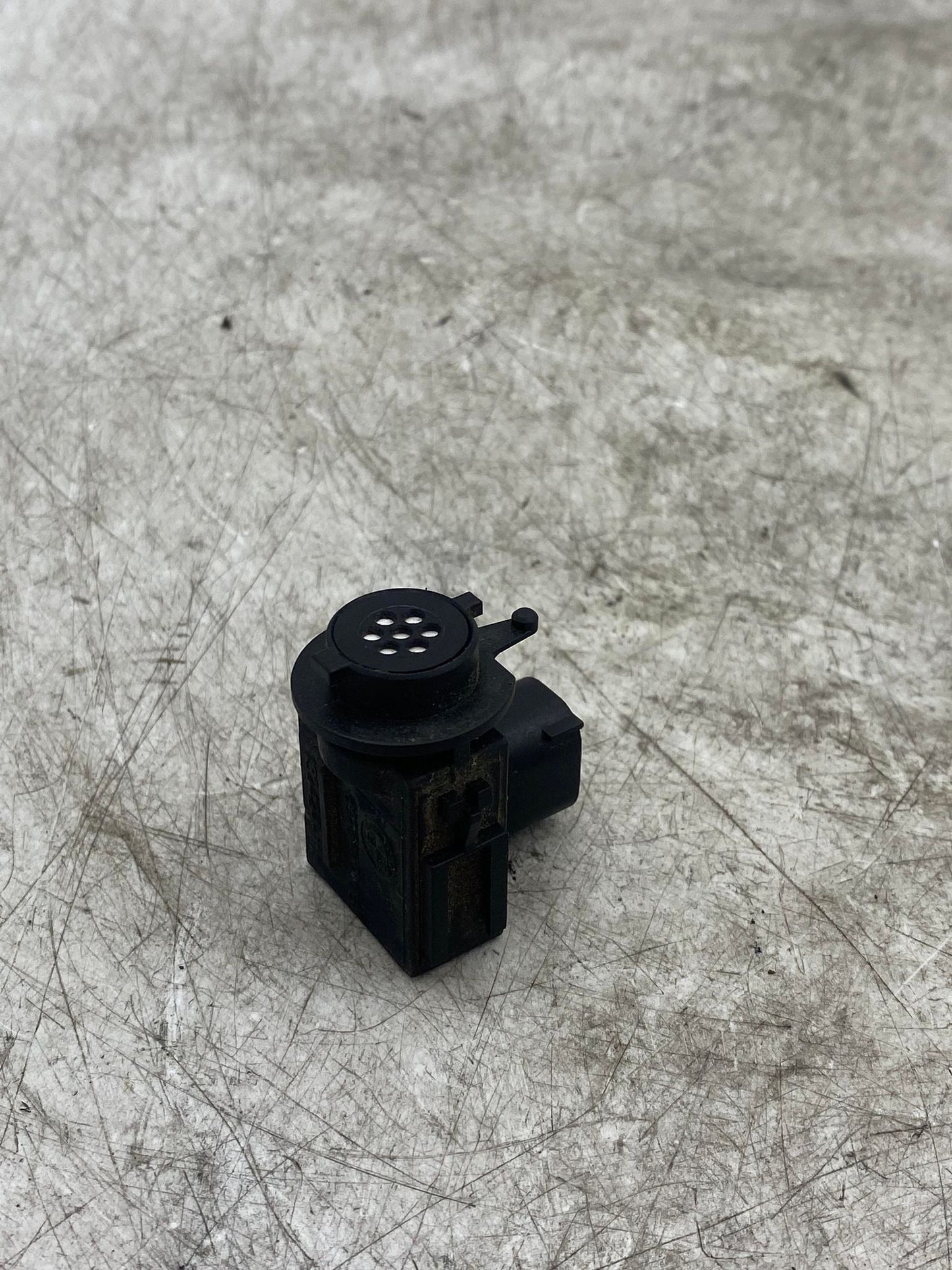 BMW AIR CONTROL SENSOR 6926460