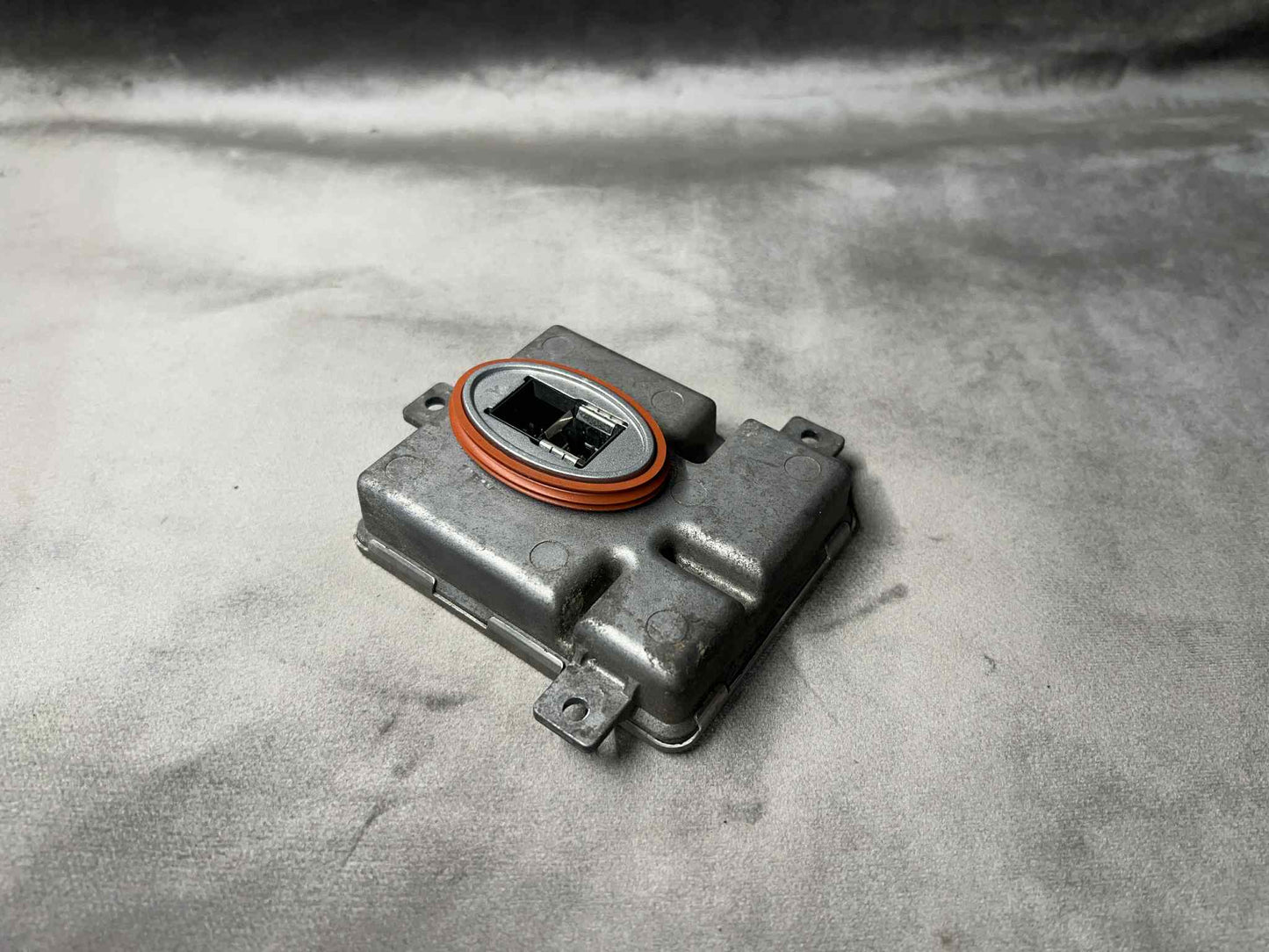 BMW 3 SERIES E90 XENON HEADLIGHT BALLAST MODULE 7172536