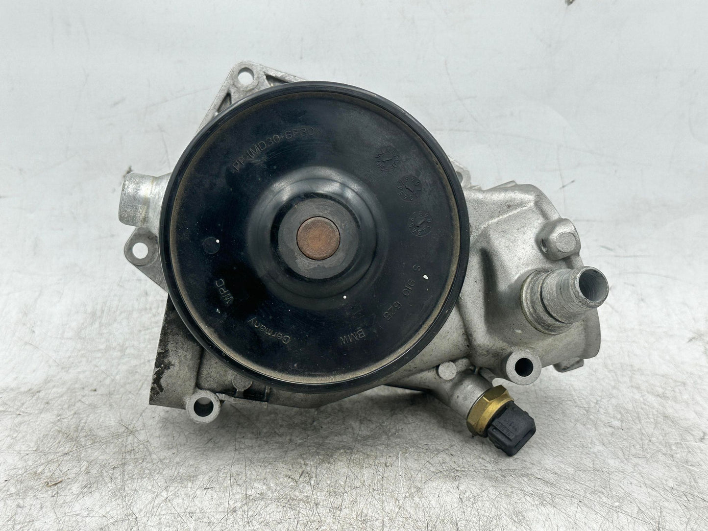 BMW 5 6 X SERIES M5 M6 X5M X6M WATER PUMP 11537843738