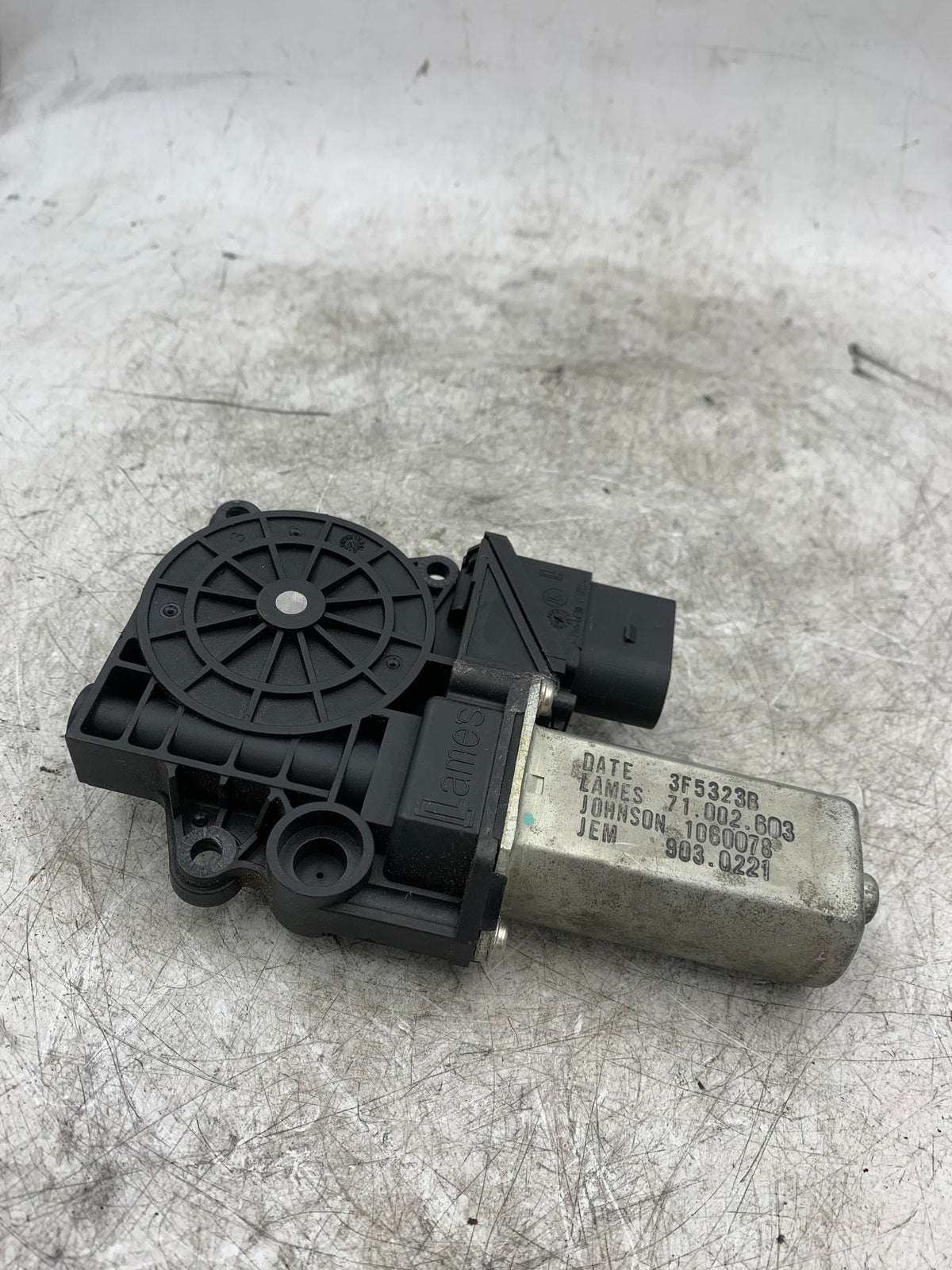 BMW 1 SERIES E87 LHS LEFT PASSENGER SIDE REAR WINDOW MOTOR 71002603 - LRI Autoparts