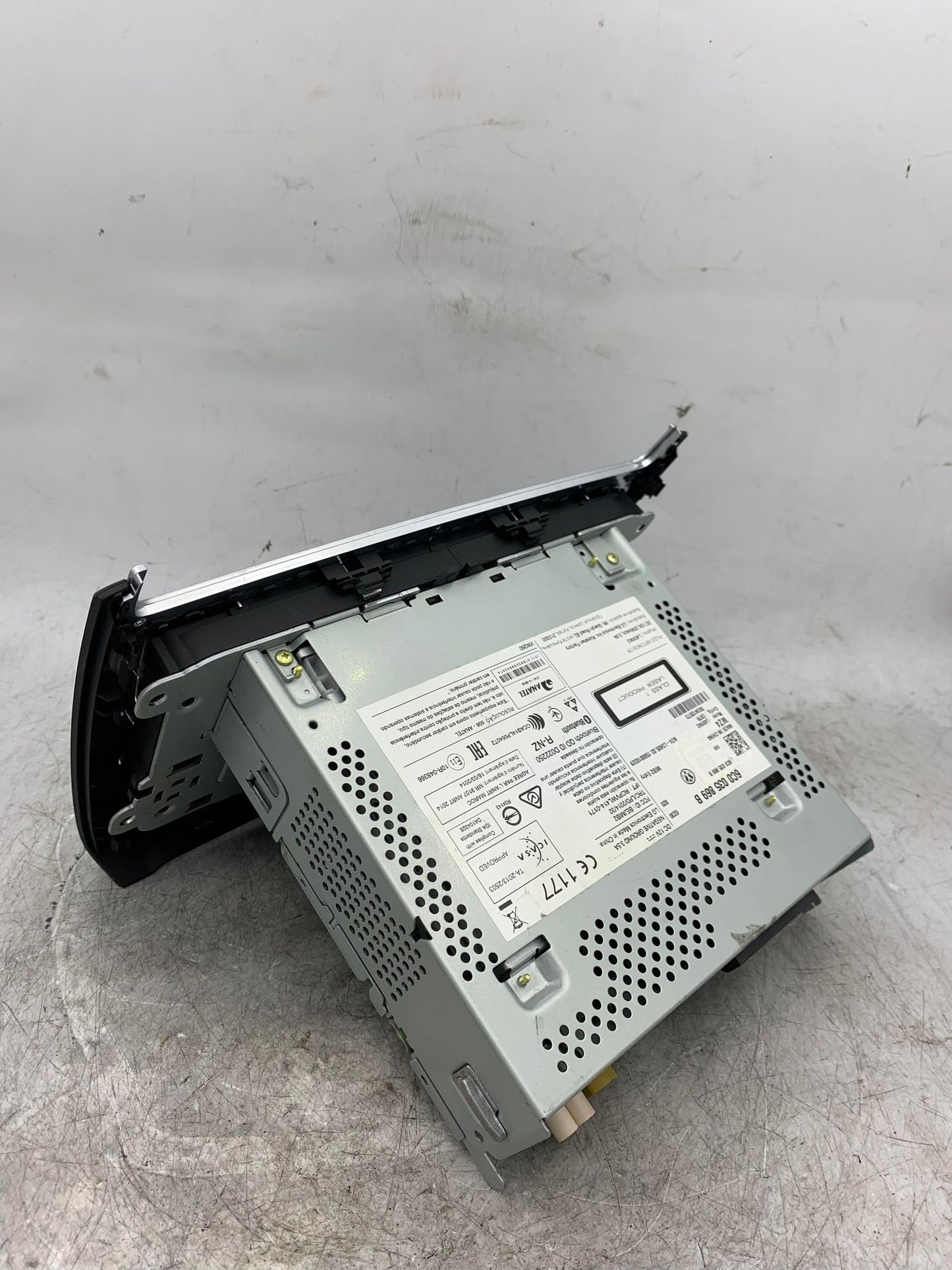 VW POLO 6R RADIO/DISPLAY SCREEN 6C0035869