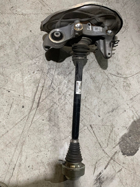 AUDI A4 8W REAR DRIVE SHAFT AND HUB 8W0501203