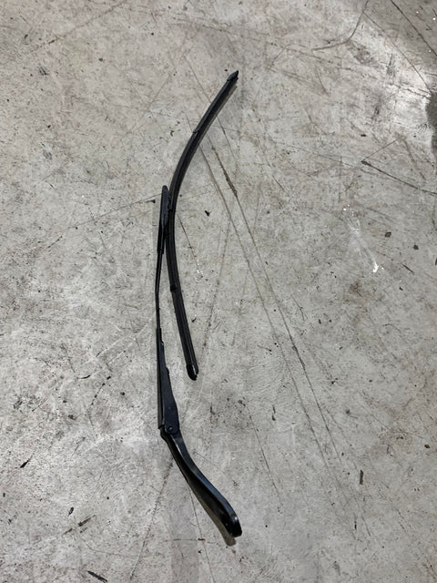 BMW 4 SERIES F82 F83 F32 F33 F36 DRIVERS SIDE WIPER ARM 7297557