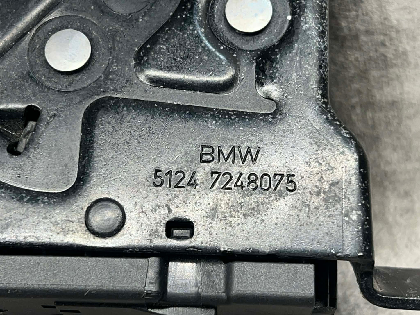BMW 1 SERIES F20 F21 REAR BOOT LOCK 7248075