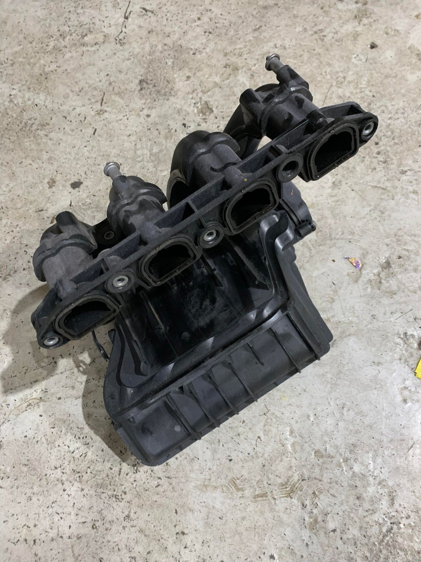 BMW 1 3 SERIES N46N INTAKE MAILFOLD