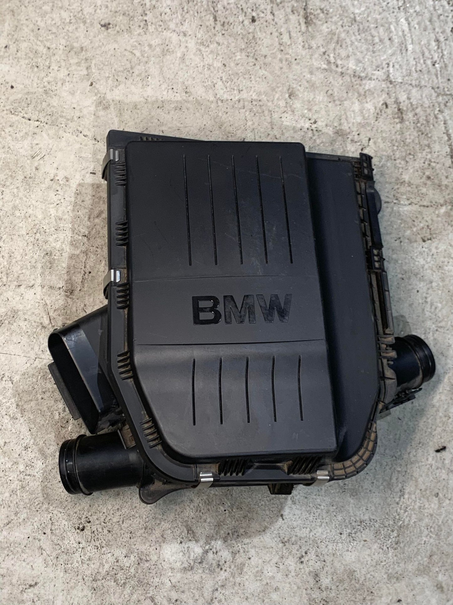 BMW 1 3 SERIES N54 135I 335I AIR INTAKE 7556547