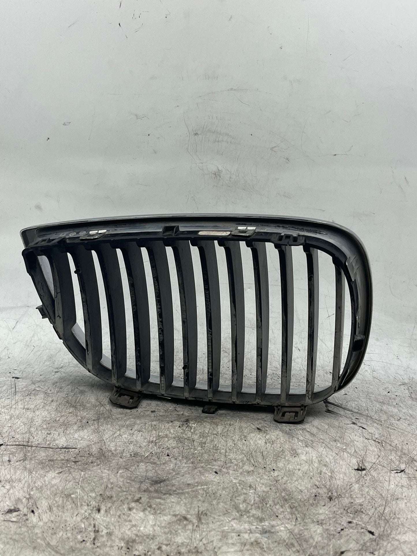 BMW 1 SERIES E87 CHROME LHS LEFT FRONT KIDNEY GRILL 7077129