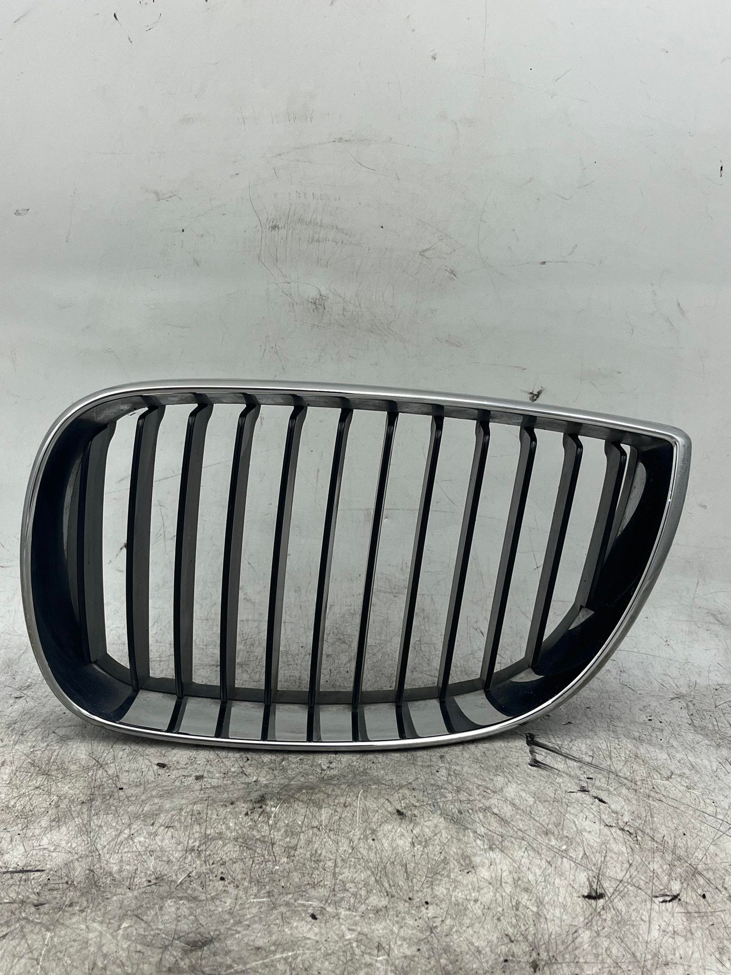 BMW 1 SERIES E87 CHROME LHS LEFT FRONT KIDNEY GRILL 7077129