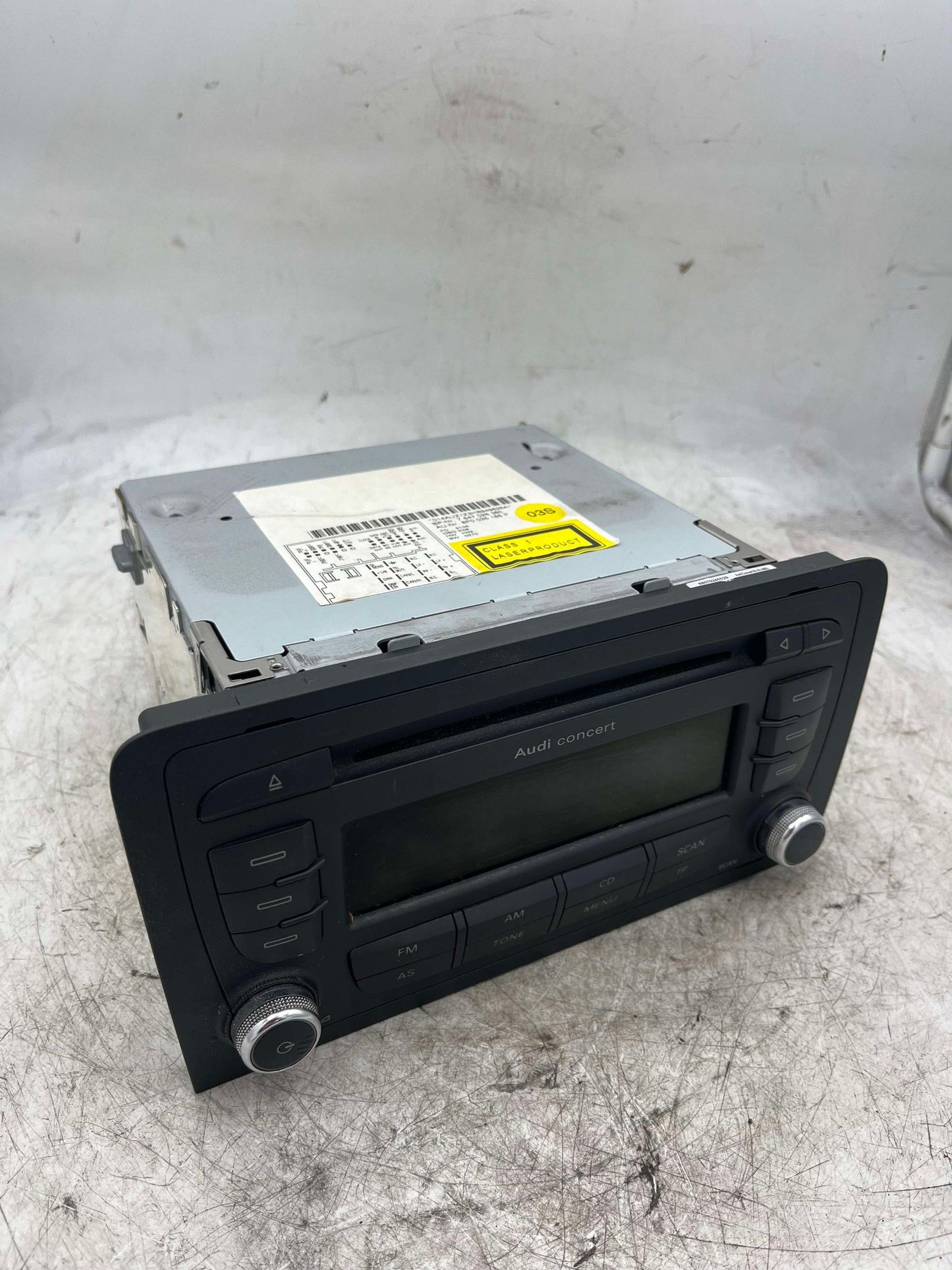 AUDI A3 RADIO CD PLAYER HEAD UNIT AUDI CONCERT 8P0035186P