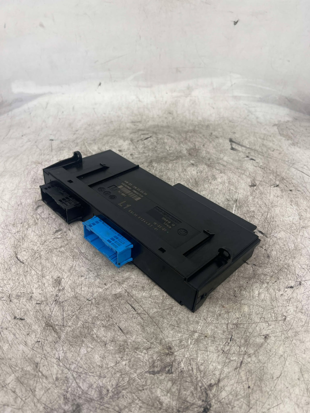 BMW 1 3 X SERIES E87 E90 E84 BODY CONTROL MODULE JUNCTION BOX L1 61359134483 - LRI Autoparts