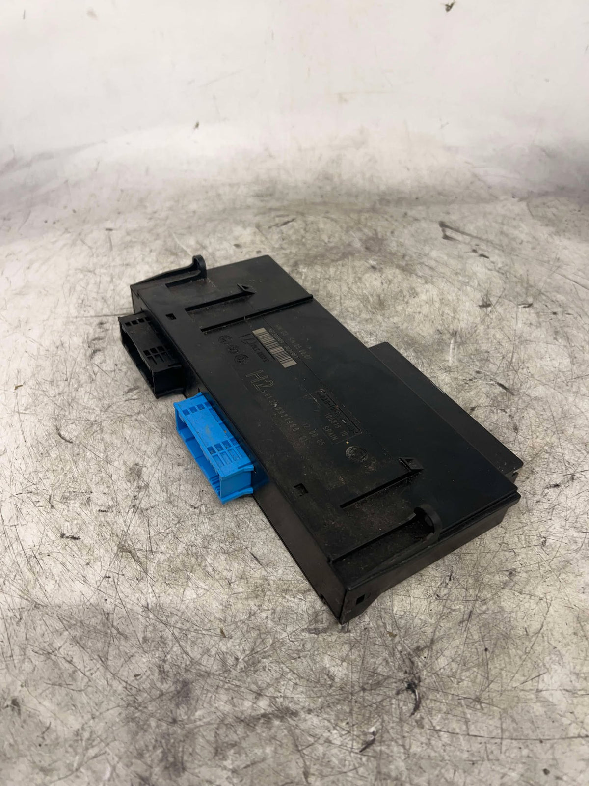 BMW 1 SERIES E87 LCI BODY CONTROL MODULE JUNCTION BOX H2 61356971960 - LRI Autoparts