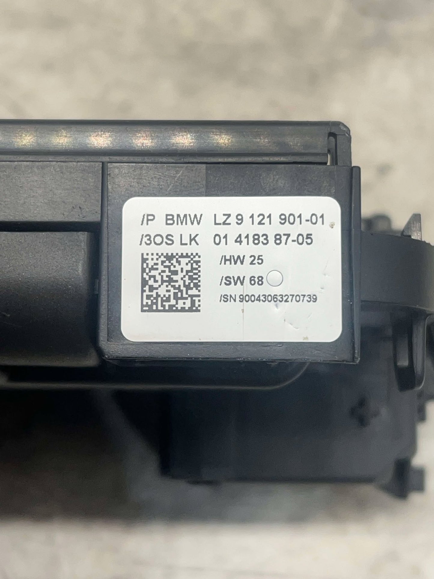 BMW 1 3 SERIES E82 E87 E88 E90 E92 E93 STEERING ANGLE SENSOR NO CLOCK SPRING 9121901