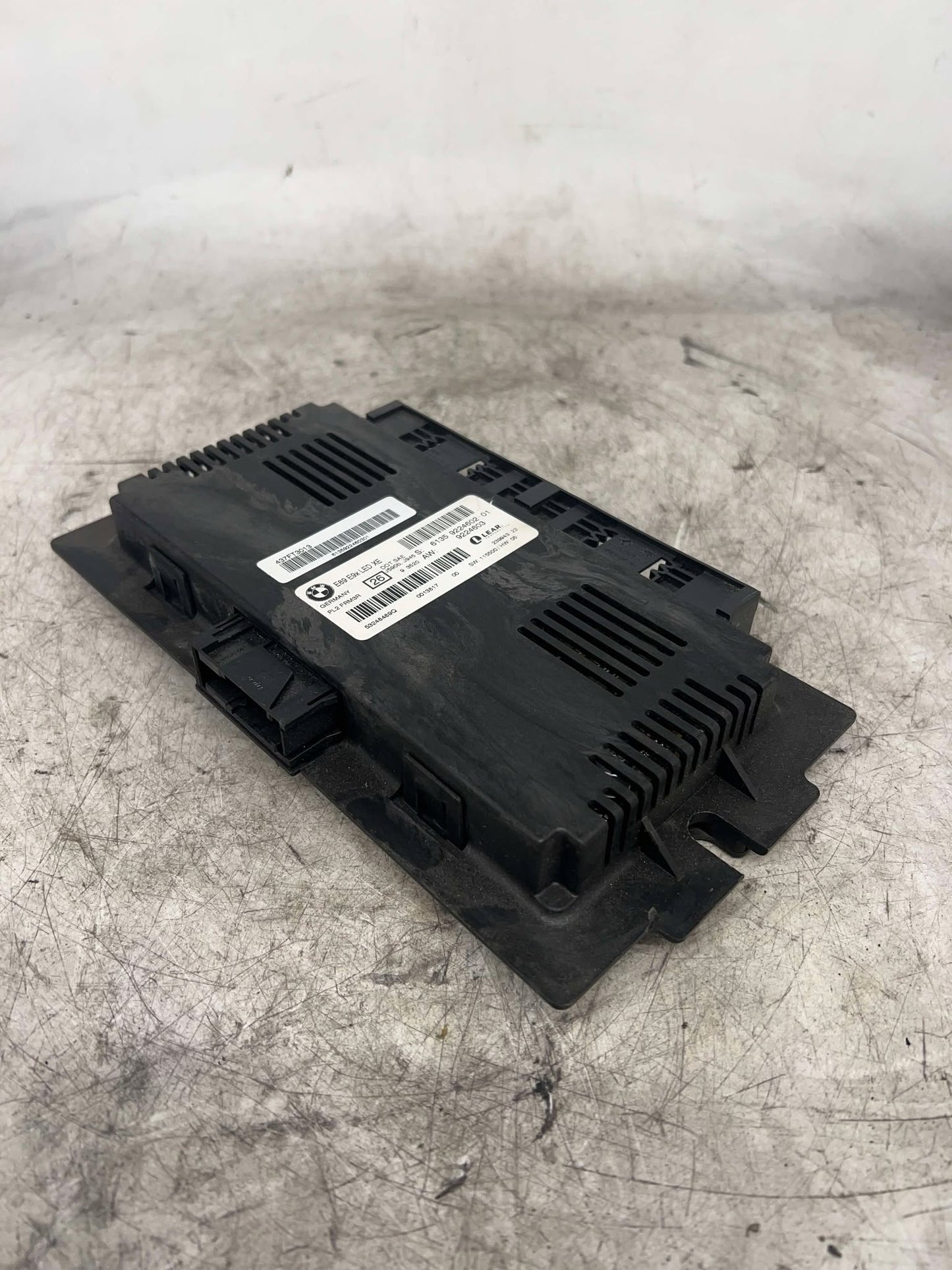 BMW 1 3 SERIES E82 E88 E90 E92 E93 PL2 FRM 3 LED FOOTWELL CONTROL MODULE 61359224602