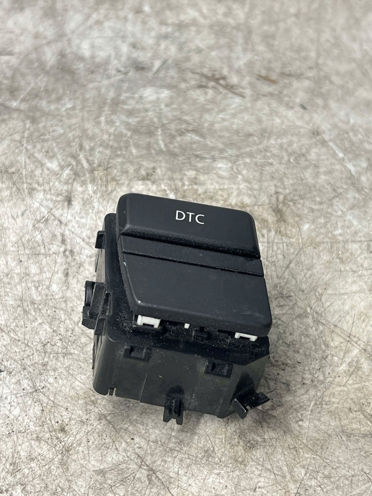 BMW 5 SERIES E60 LCI DTC BUTTON SWITCH 61319159051 - LRI Autoparts