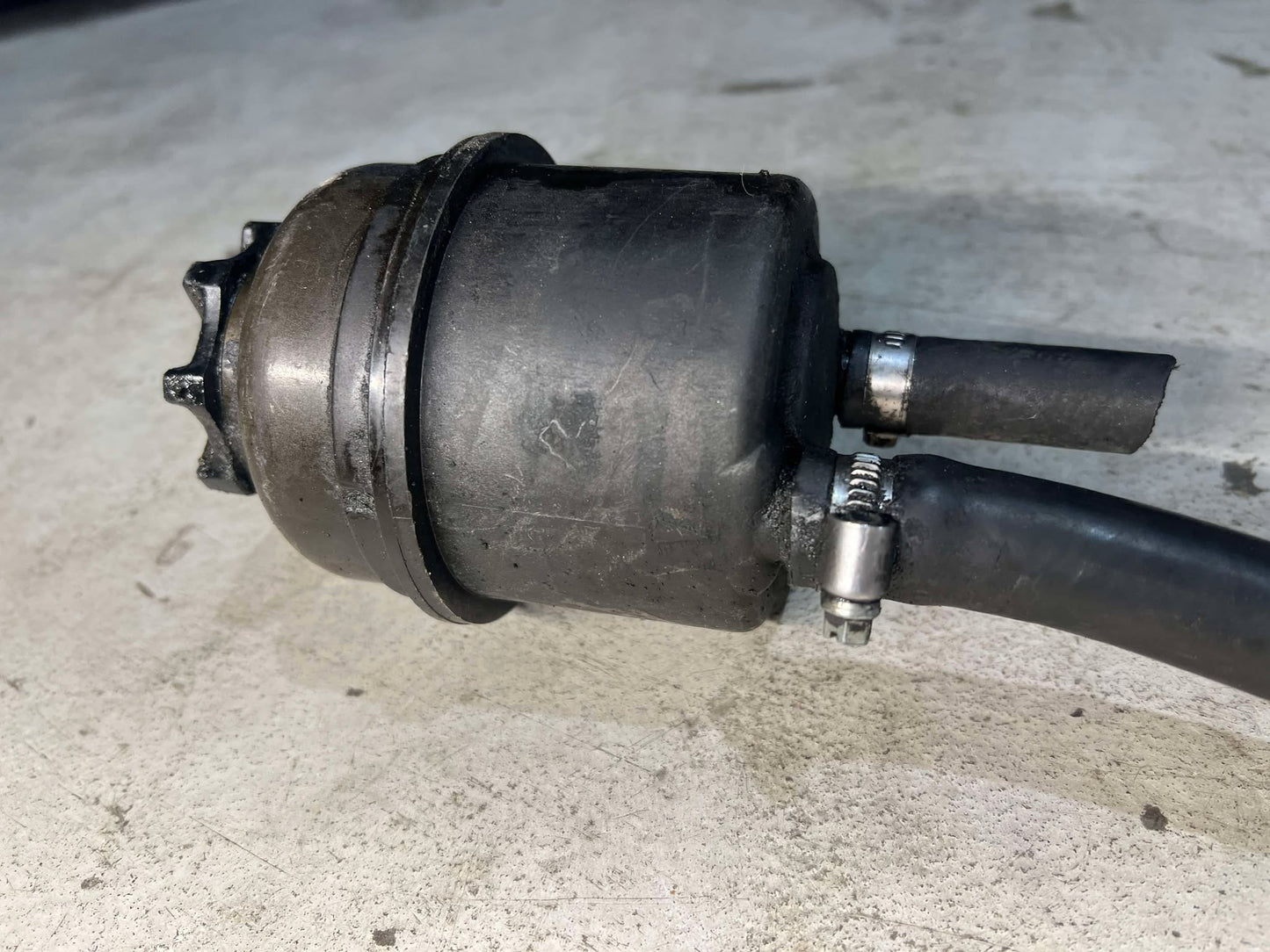 BMW E30 M20 POWER STEERING PUMP