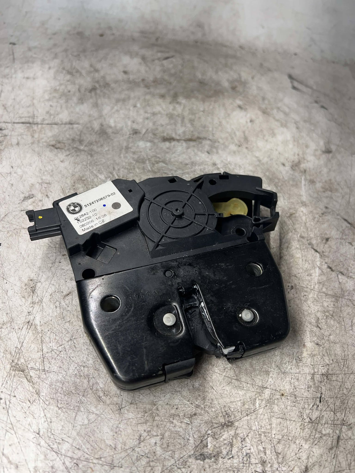 BMW X5 E70 BOOT LID LOCK ACTUATOR 7206579