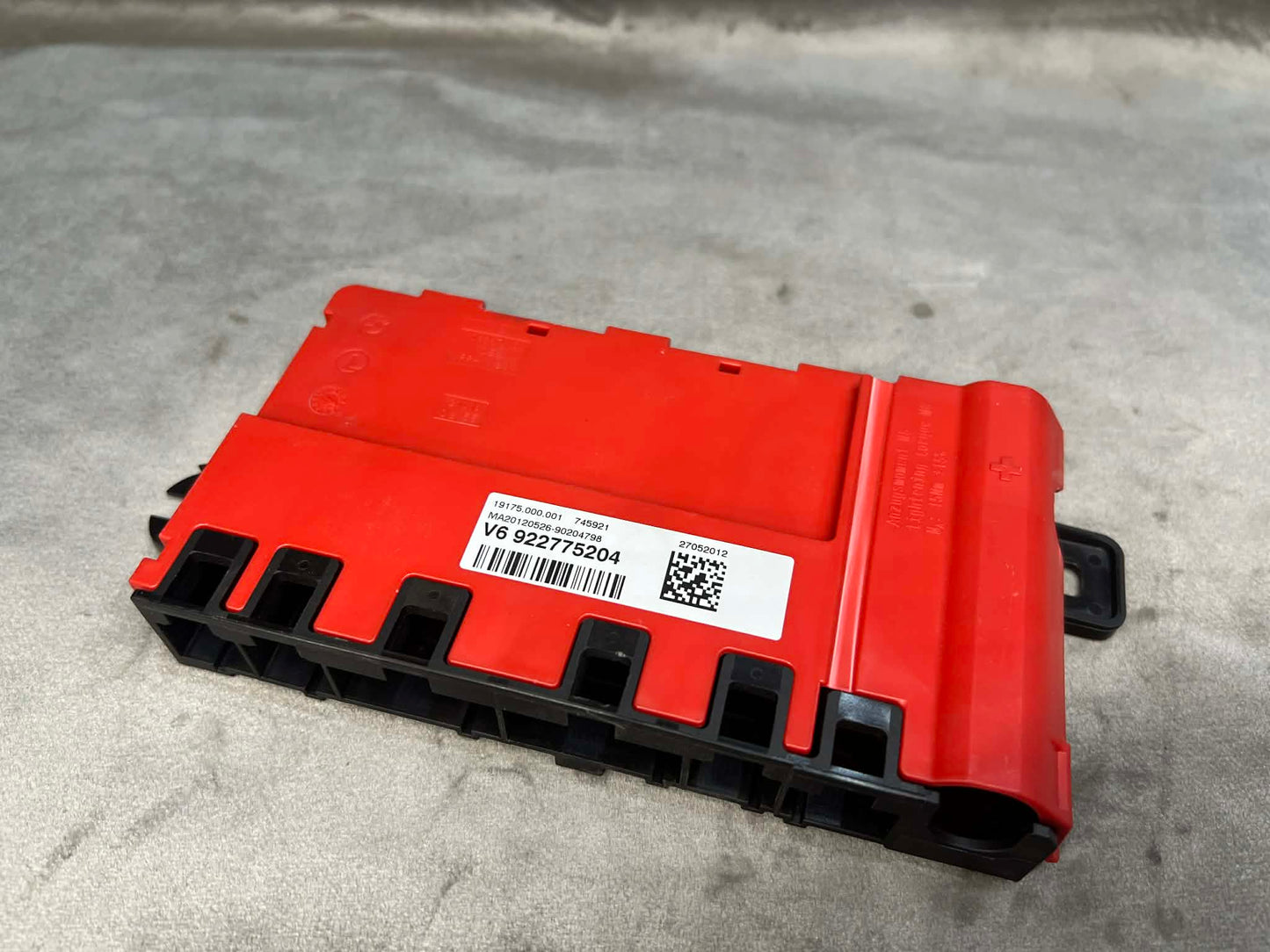 BMW 1 4 SERIES F20 F32 POWER DISTRIBUTION BOX 922775204
