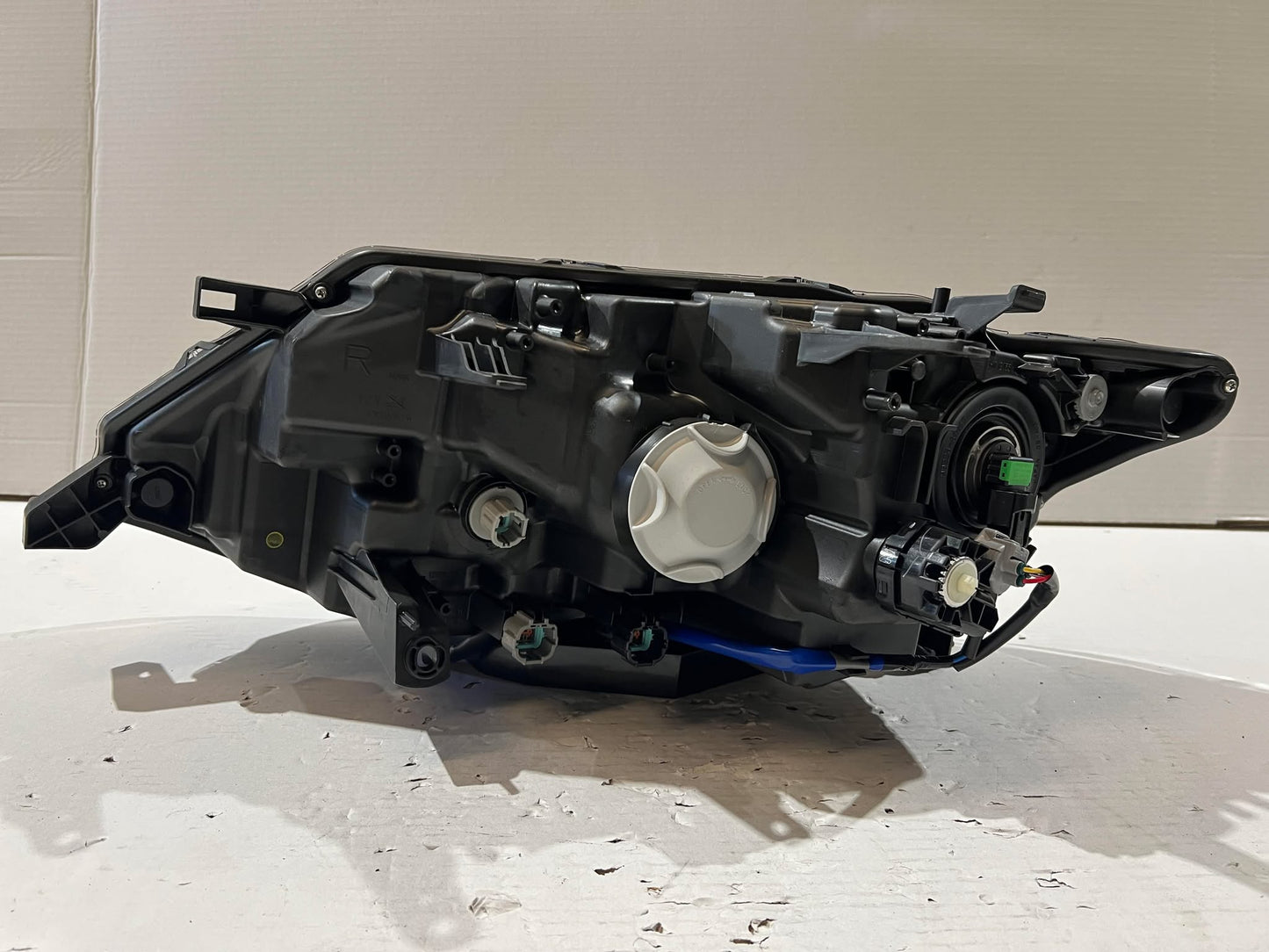 NISSAN X-TRAIL T32 RHS RIGHT HALOGEN HEADLIGHT 26010-6FP1A