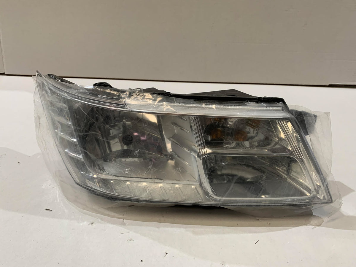 DODGE JOURNEY RHS RIGHT HALOGEN HEADLIGHT 05067786AE - LRI Autoparts