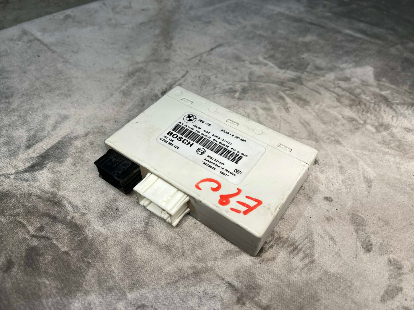 BMW 1 SERIES PDC PARK DISTANCE CONTROL MODULE 9225825