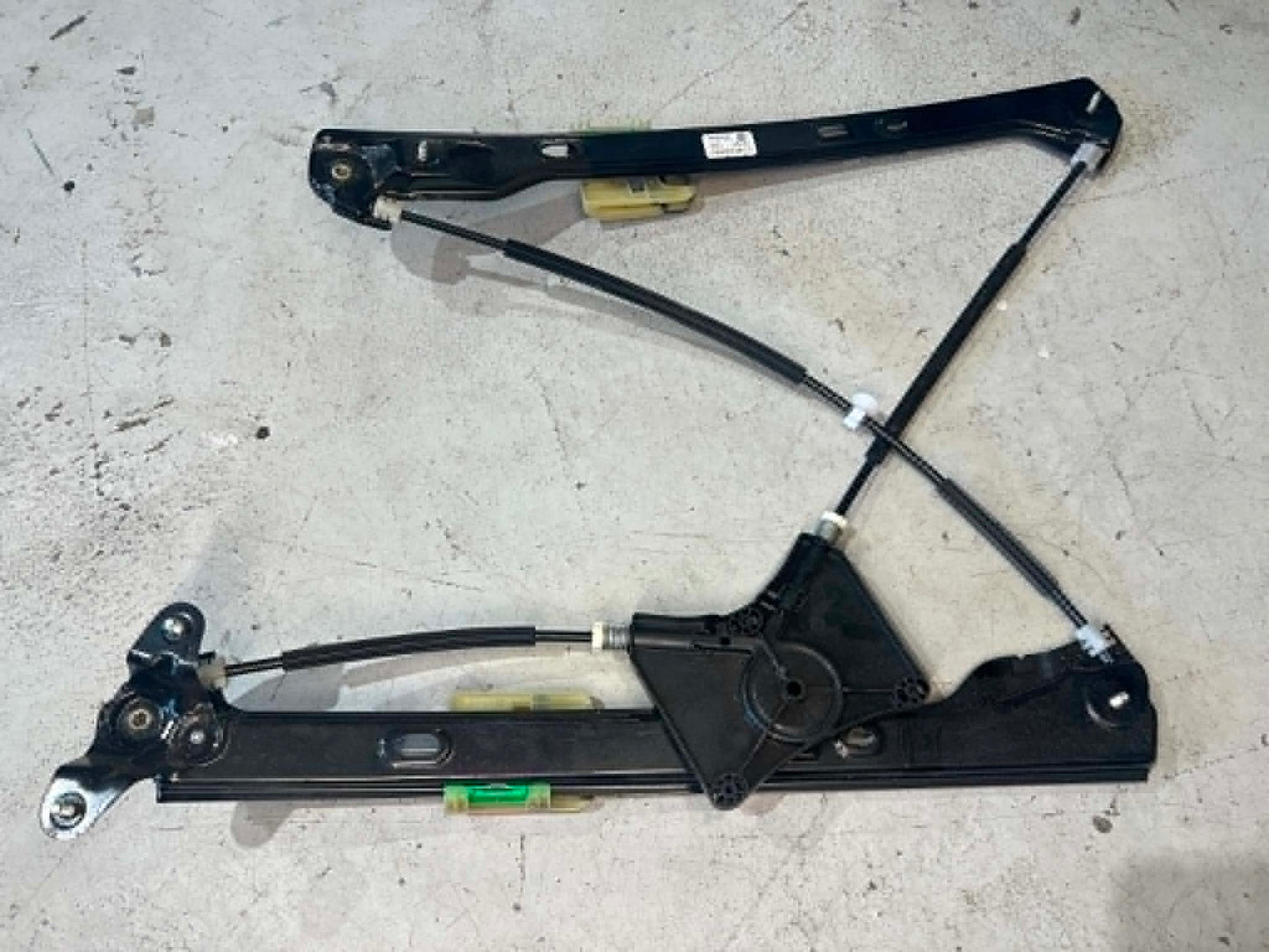 2GS837461 FRONT LEFT