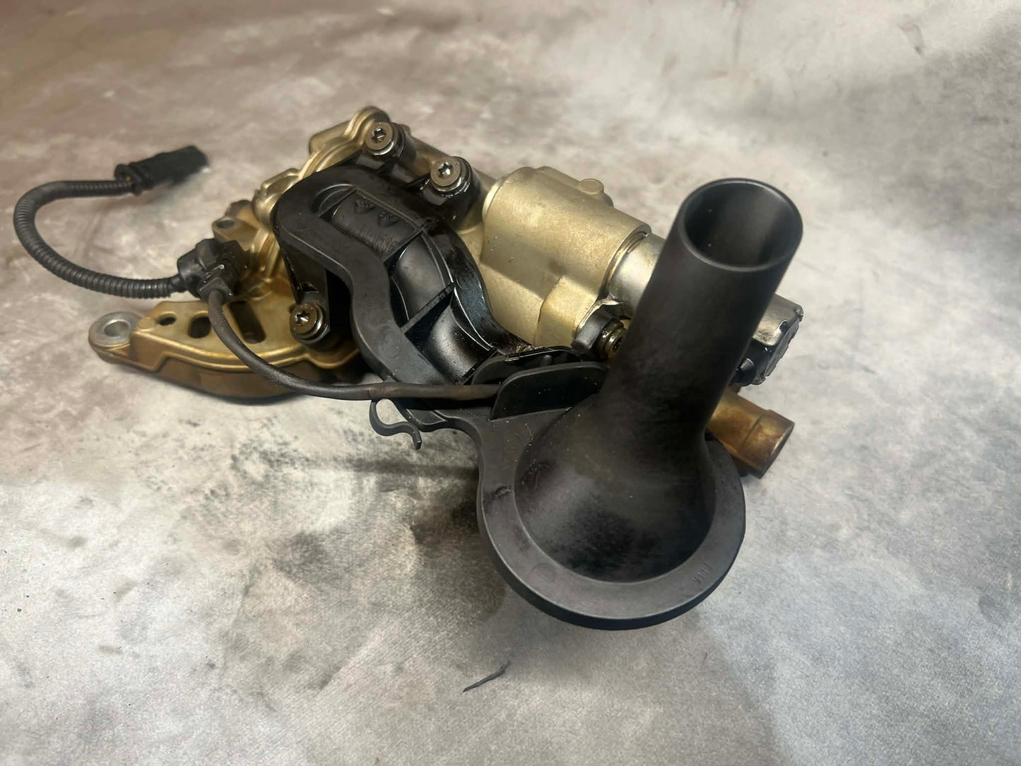 BMW 1 3 SERIES N13 ENGINE OIL PUMP 11418601646 - LRI Autoparts