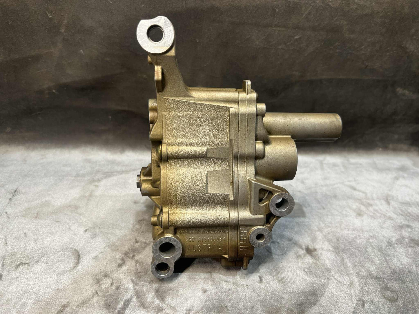 BMW 1 3 SERIES N54 OIL PUMP 7560250