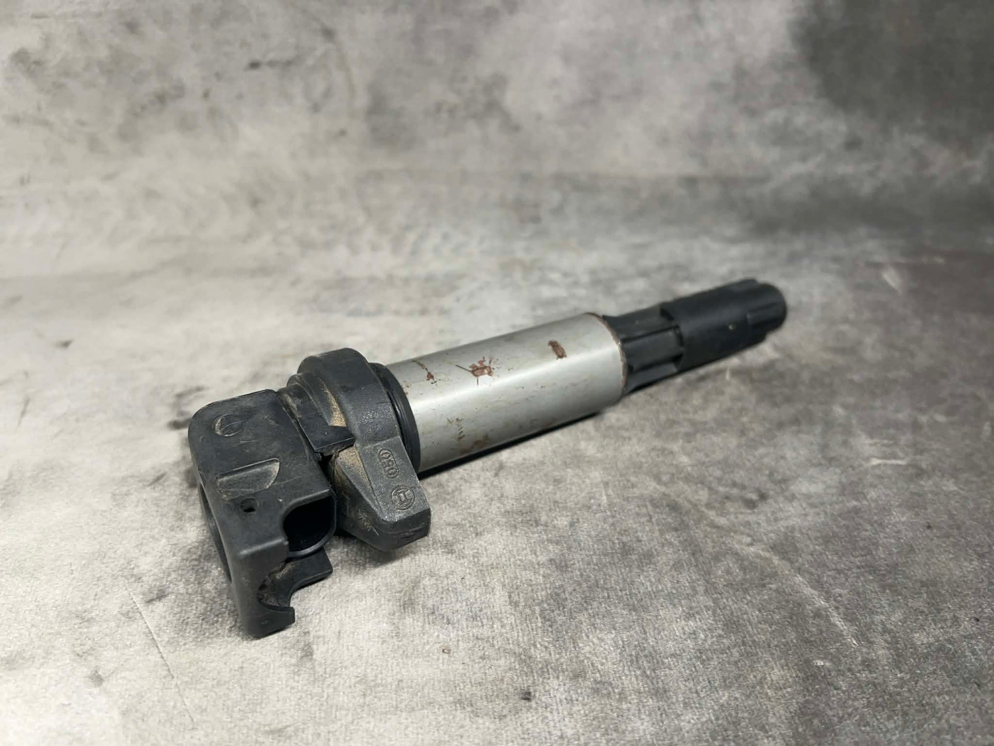 Genuine Bosch Ignition Coil Pack for BMW - 0221504100 (Used, Tested) - LRI Autoparts