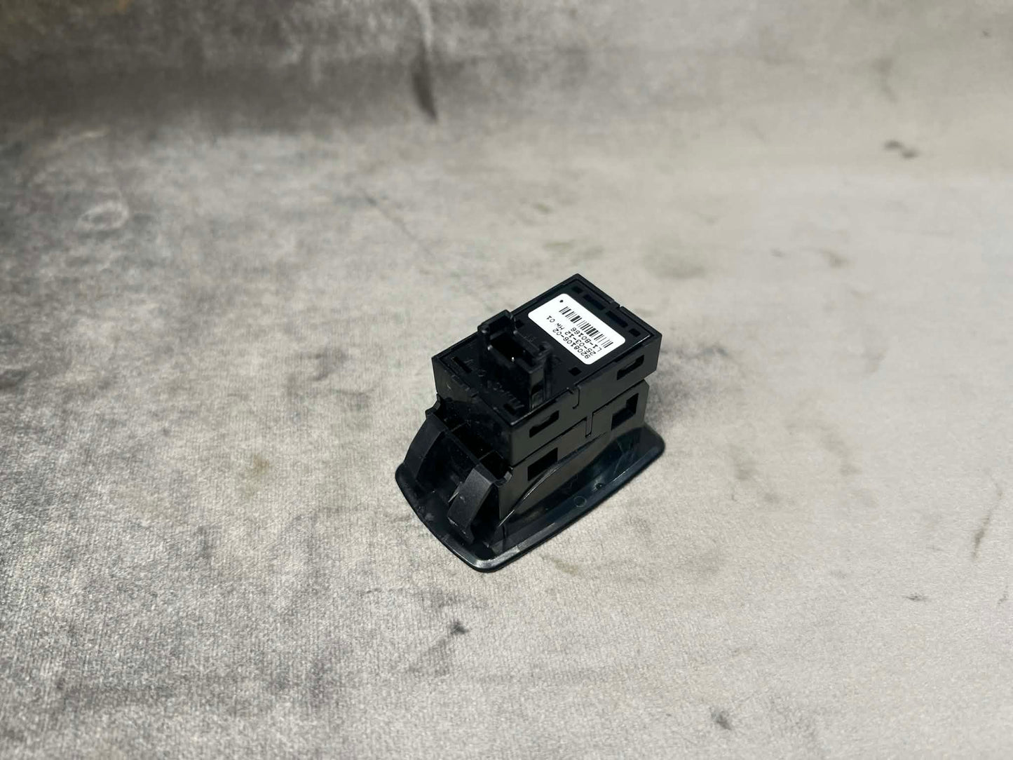BMW 1 3 X F-SERIES REAR WINDOW SWITCH 9208106
