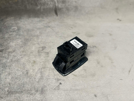 BMW 1 3 X F-SERIES REAR WINDOW SWITCH 9208106