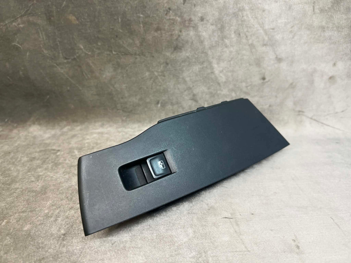 VW POLO AW T-CROSS FRONT LEFT PASSENGER DOOR WINDOW SWITCH WITH TRIM BEZEL 2G2867255B