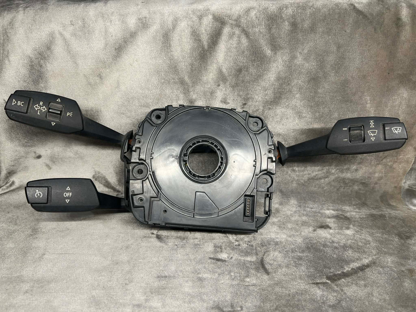 BMW 1 3 SERIES E82 E87 E88 E90 E92 STEERING ANGLE SENSOR CLOCK SPRING 9123041 - LRI Autoparts