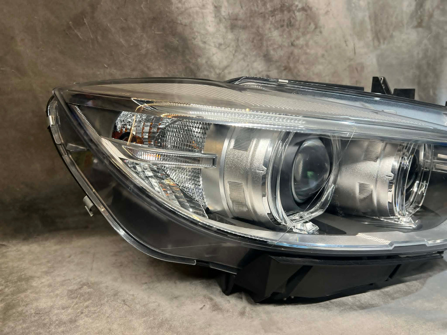 BMW 7410794