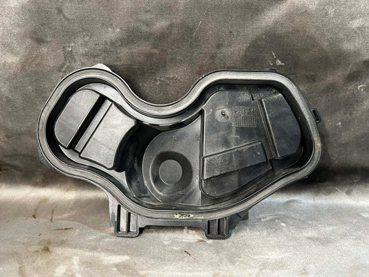 BMW 1 SERIES E82 E87 E88 LHS PASSENGER HEADLIGHT DUST COVER 6924493