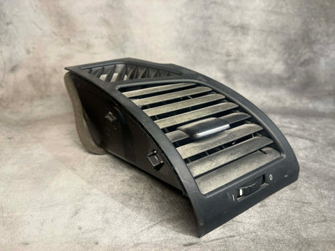 BMW 1 SERIES E82 E87 E88 RIGHT AIR VENT 7059188