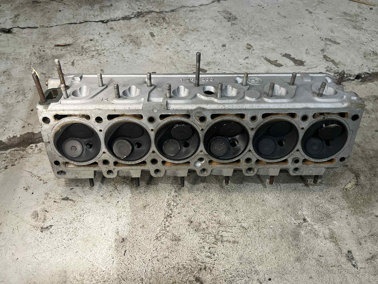 BMW E28 E30 M20 6 CYLINDER ENGINE CYLINDER HEAD REFURBISHED 1264200