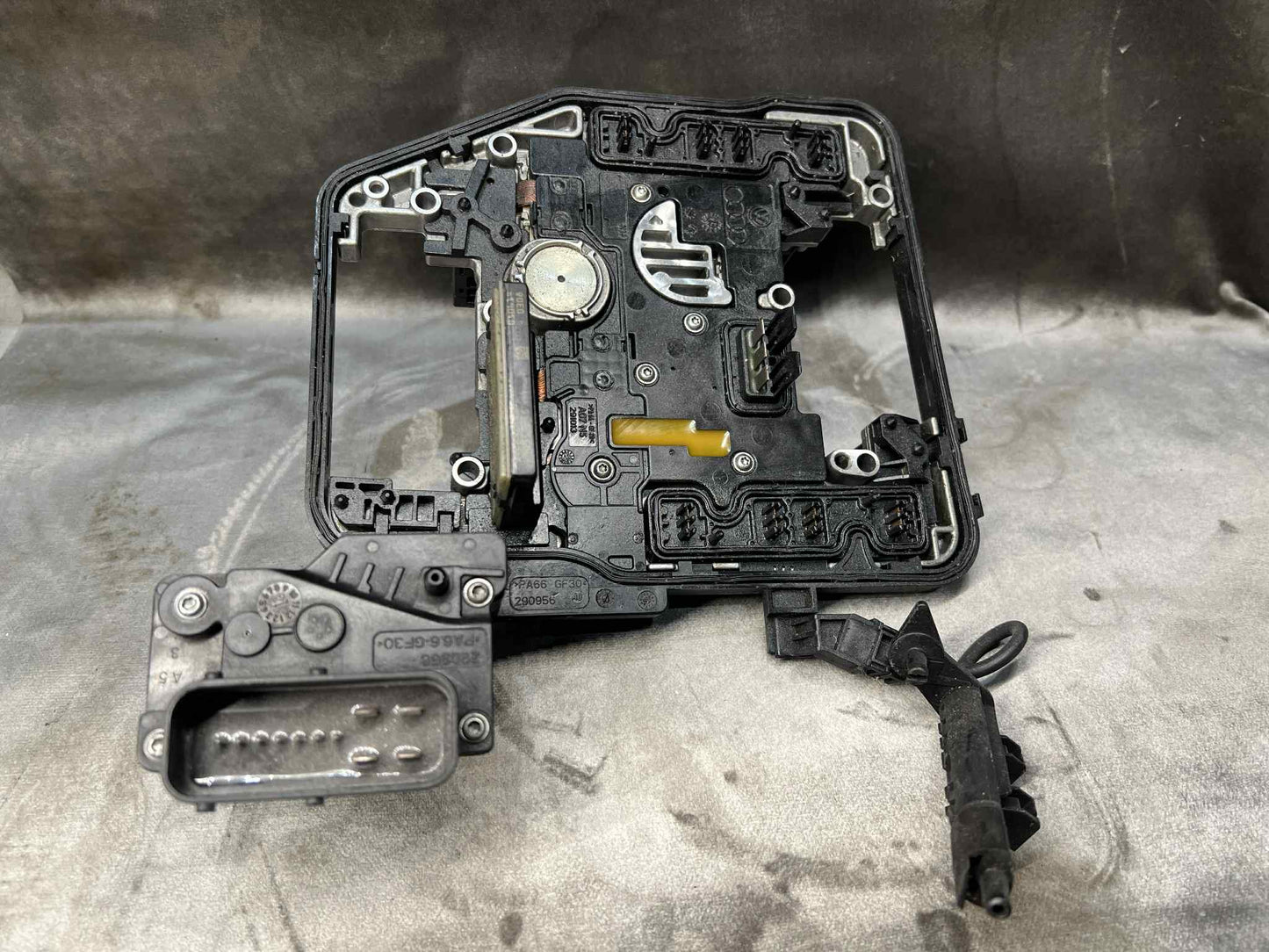 VOLKSWAGEN AUDI 0AM DSG TRANSMISSION MECHATRONICS TCU 0AM927769K