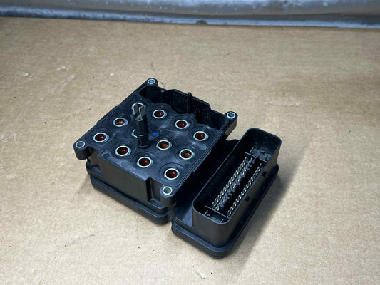 BMW 1 3 SERIES ABS PUMP CONTROLLER MODULE 6784766