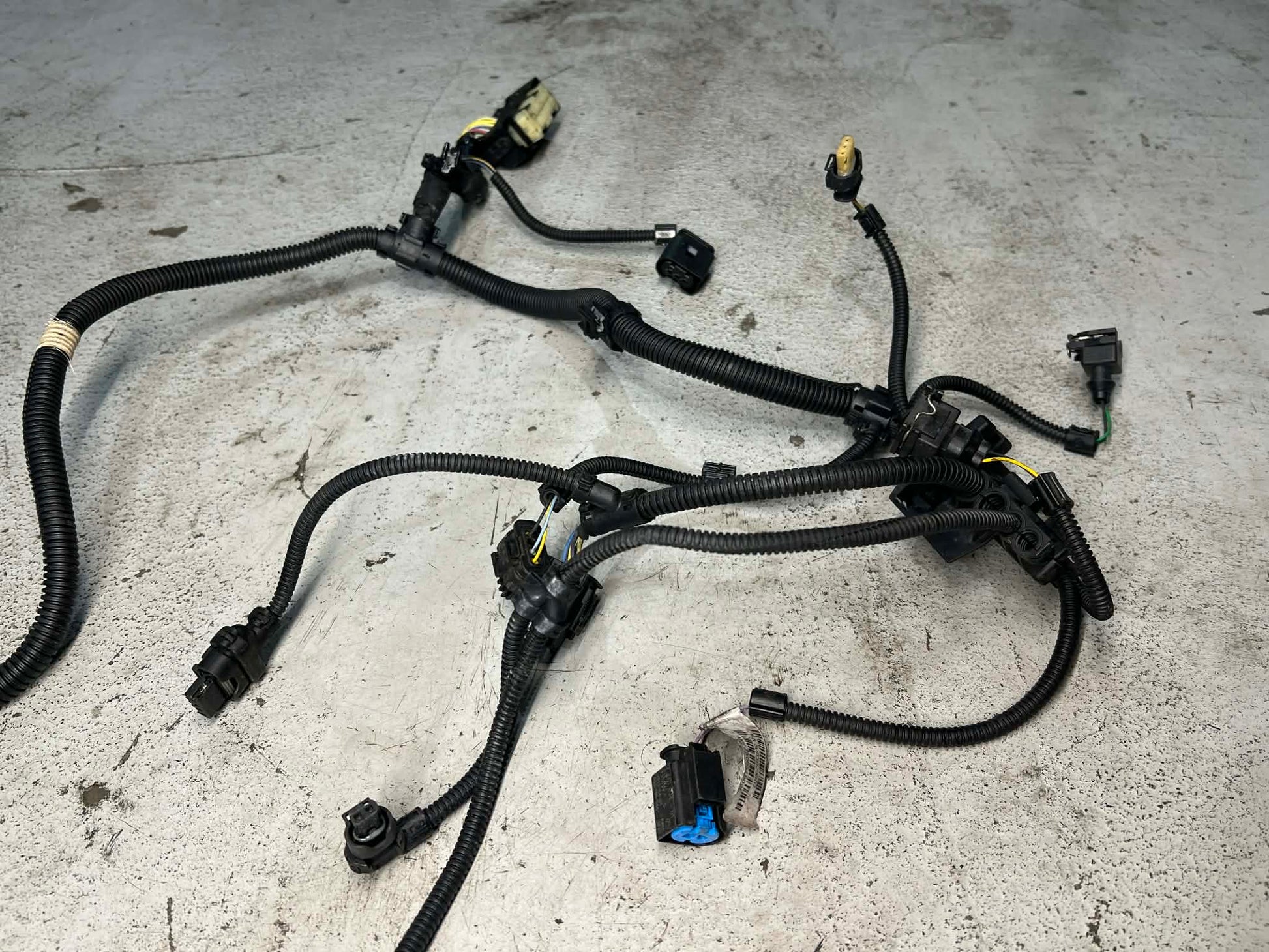 BMW F20 / F30 N20 Engine Wiring Harness Sensor System Module 2 - 7619135 - LRI Autoparts