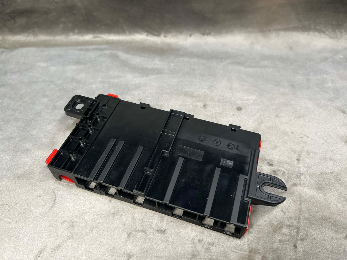 BMW 1 4 SERIES F20 F32 POWER DISTRIBUTION BOX 922775204