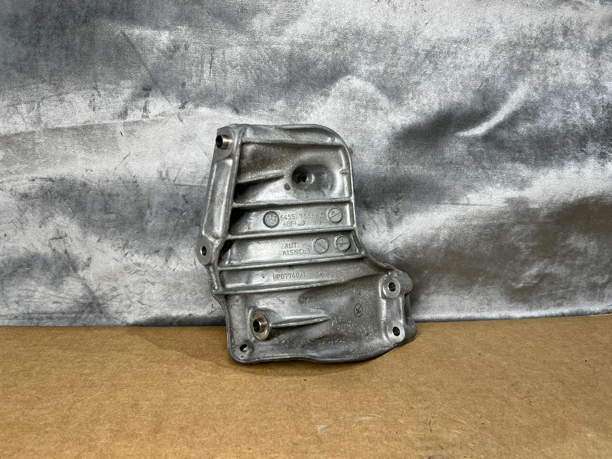 BMW 1 3 SERIES N54 AC COMPRESSOR BRACKET 7556836