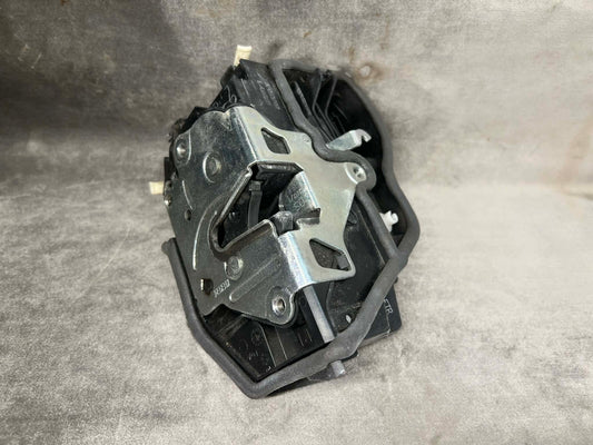 BMW 1 2 3 4 5 6 7 X SERIES FRONT RIGHT DOOR LOCK 7202144