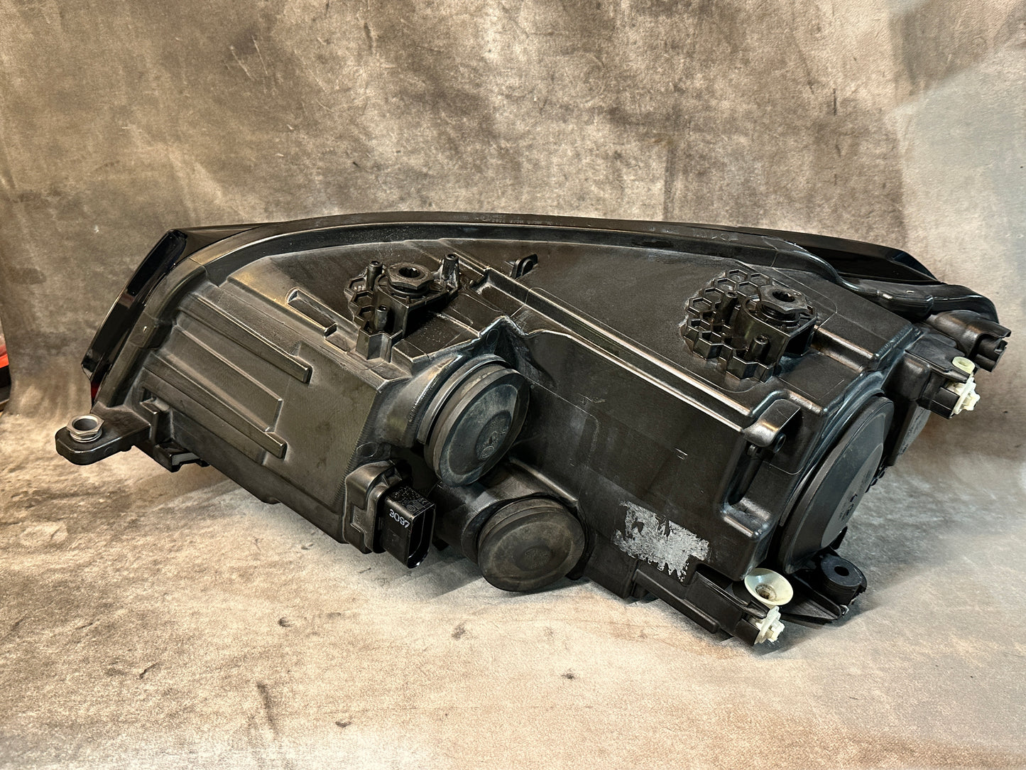 VW CADDY RHS RIGHT HEADLIGHT 2016+ halogen