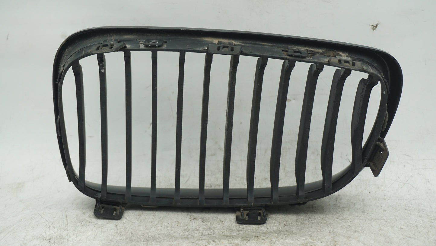 BMW 1 SERIES E82 E88 RIGHT KIDNEY GRILLE BLACK