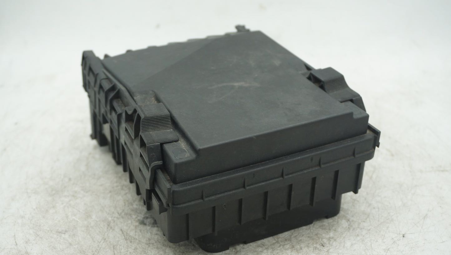 VW GOLF V AUDI A3 8P 1K0937125D BOX RELAYS/FUSES