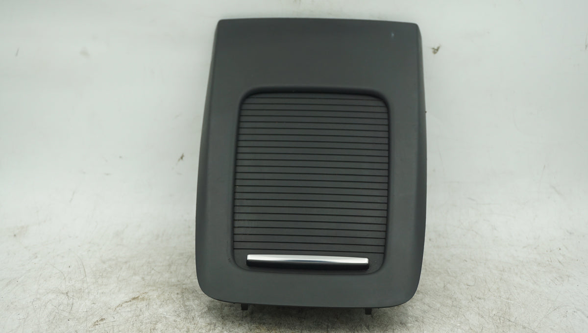 BMW 3 SERIES REAR CENTRE CONSOLE STORAGE TRAY 696094