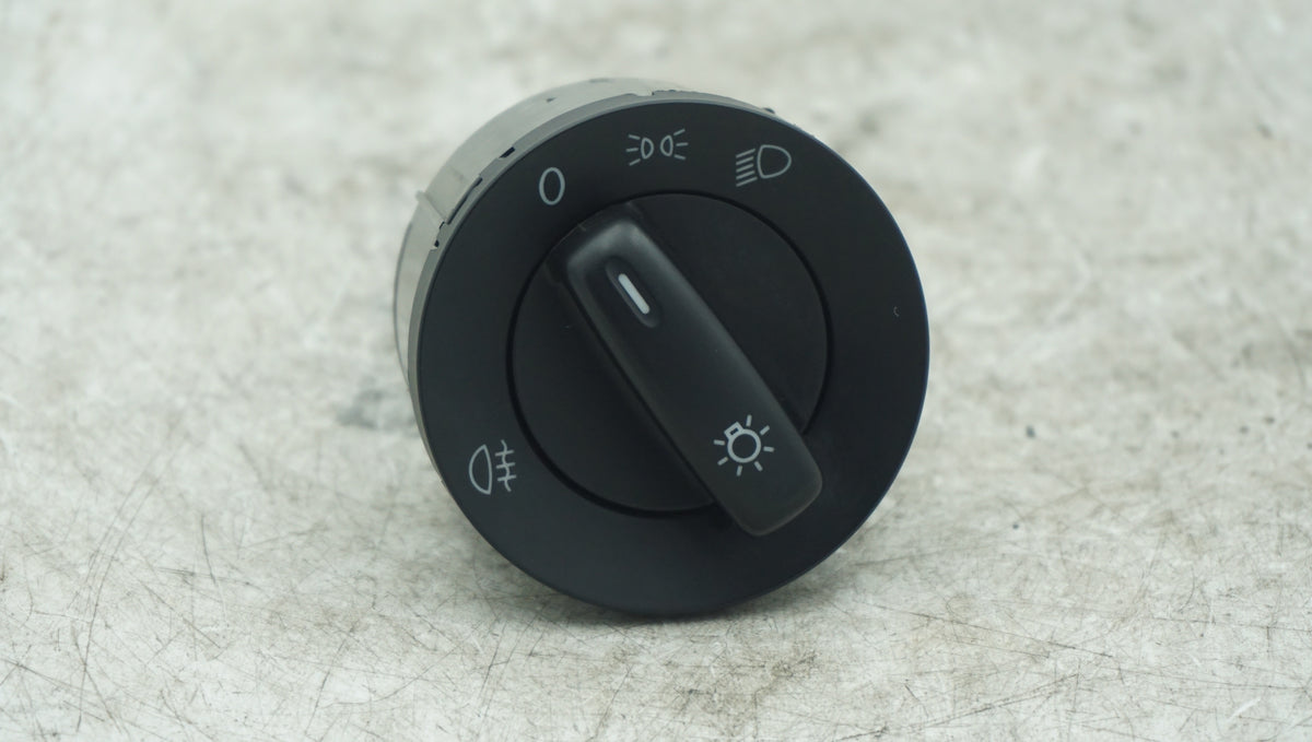 VOLKSWAGEN GOLF CADDY JETTA HEADLIGHT SWITCH 1K0941431
