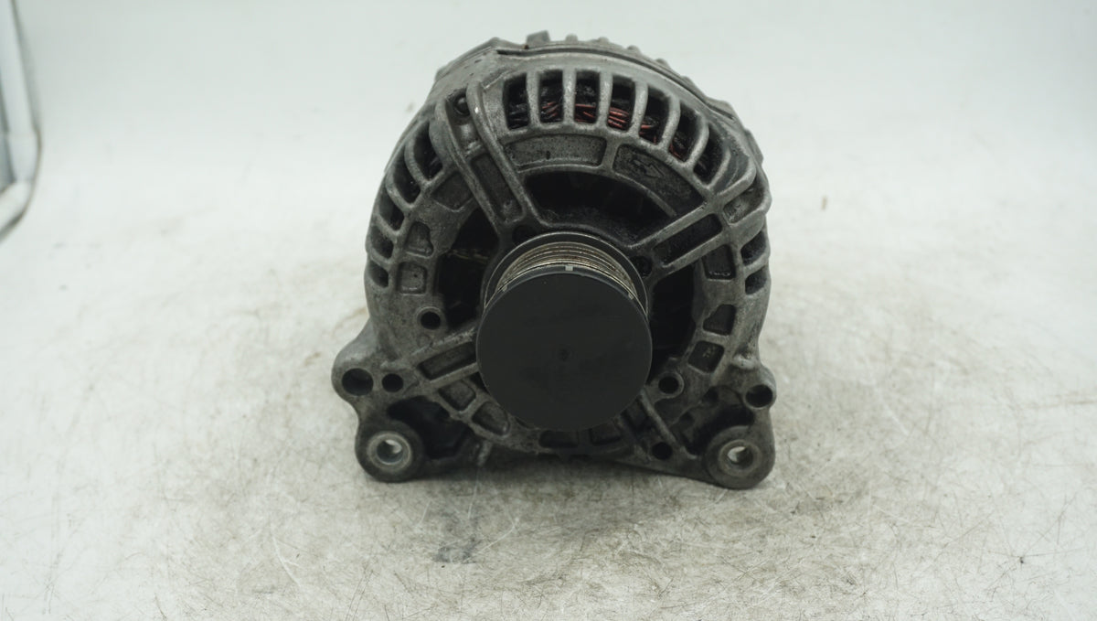 VW GOLF 1.2 1.4 ALTERNATOR 03F903023D
