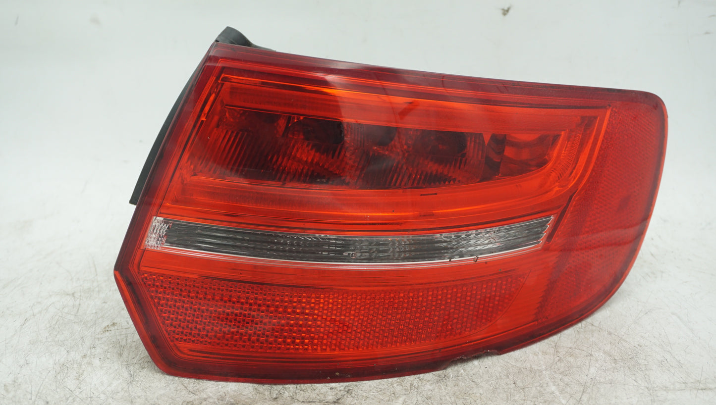 AUDI A3 8P HATCHBACK RIGHT TAIL LIGHT 8P4945096E